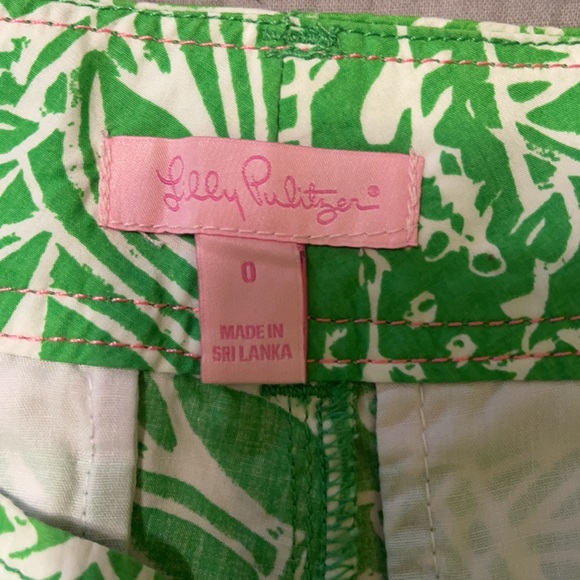 Lilly Pulitzer green and white shorts Sz 0 - Picture 3 of 4
